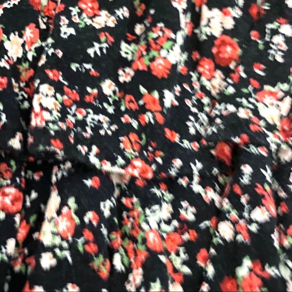 Floral Ruffed Tube Top - Picture 4 of 4